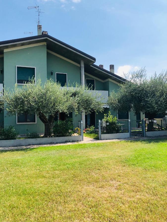 La Casa Sul Parco Apartment Valeggio sul Mincio Luaran gambar