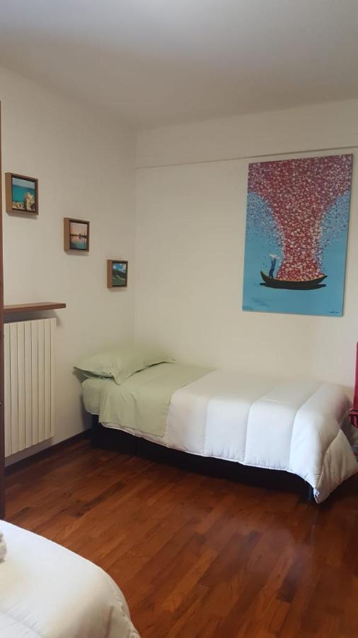 La Casa Sul Parco Apartment Valeggio sul Mincio Luaran gambar